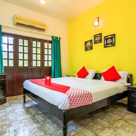 Oyo 13311 The White Feather Hotel Mandrem Esterno foto
