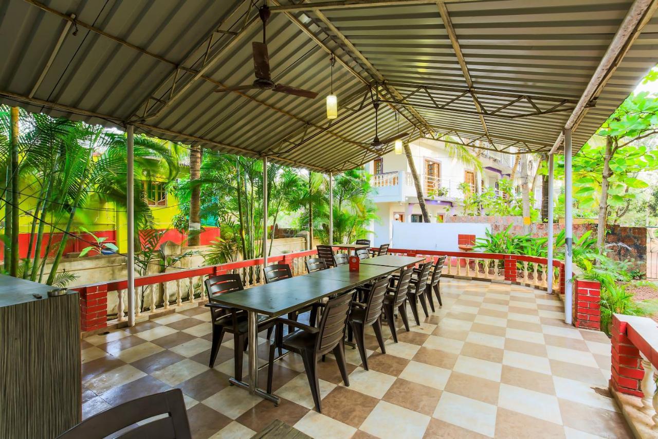 Oyo 13311 The White Feather Hotel Mandrem Esterno foto